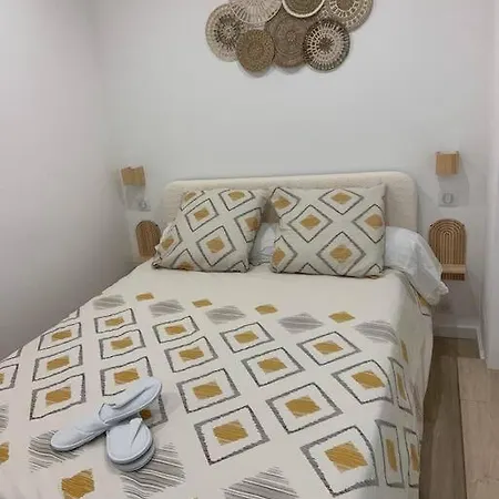 Appartement Vue Mer Refait A Neuf Antibes
